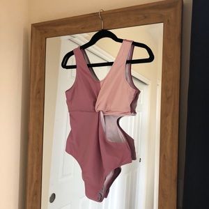 Cupshe Lilac Twist Cut Out One-Piece Swimsuit